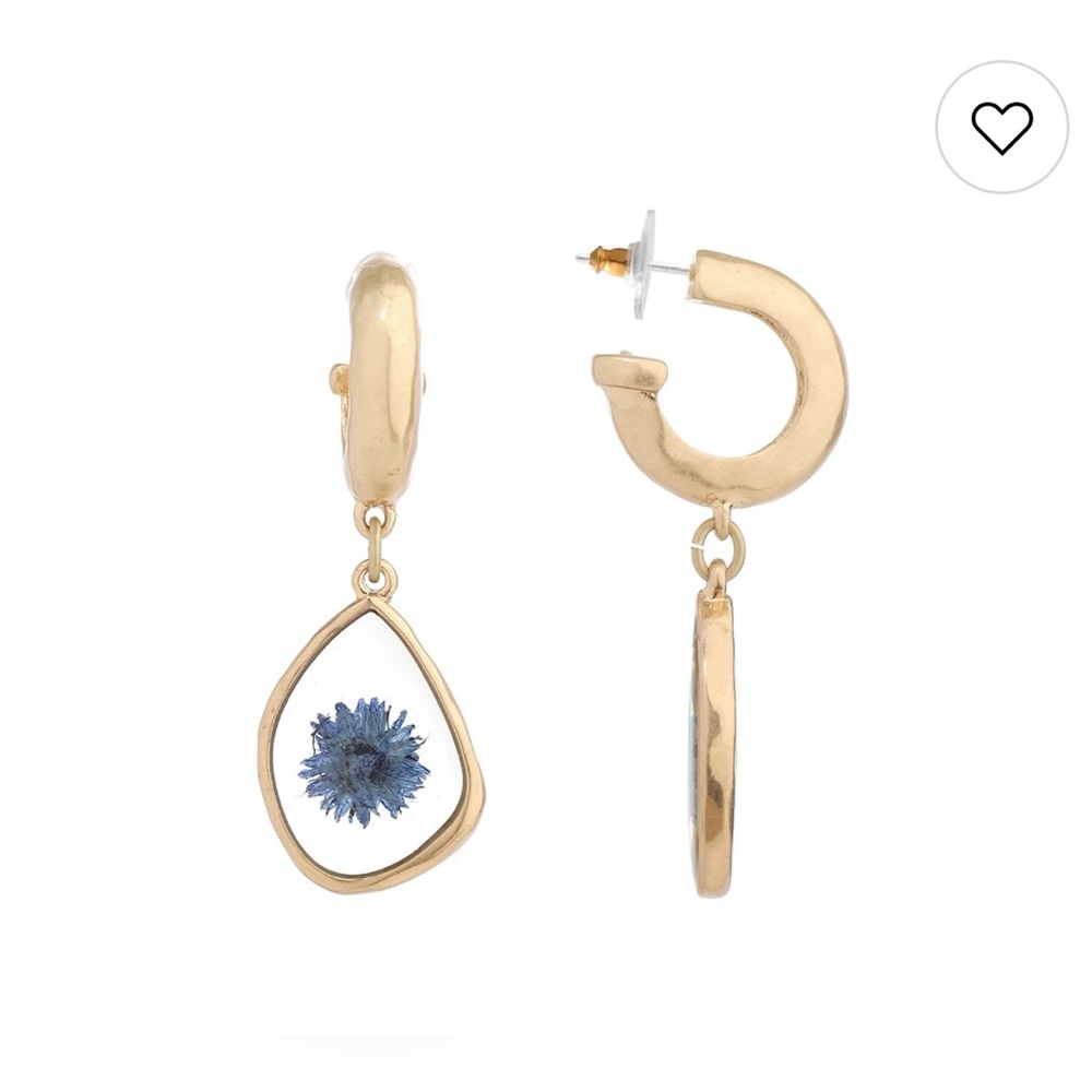 Bella Uno Worn Gold Blue Pressed Flower Charm Hoop Earrings NWT